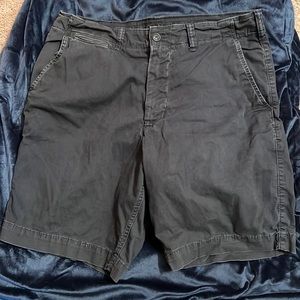 black american eagle khaki shorts. 34 waist